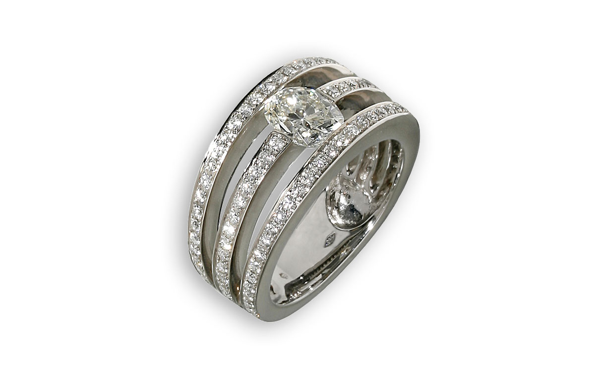Diamant Ring Weißgold mit 94 Diamanten in Hamburg und Sylt kaufen bei Juwelier Wilm