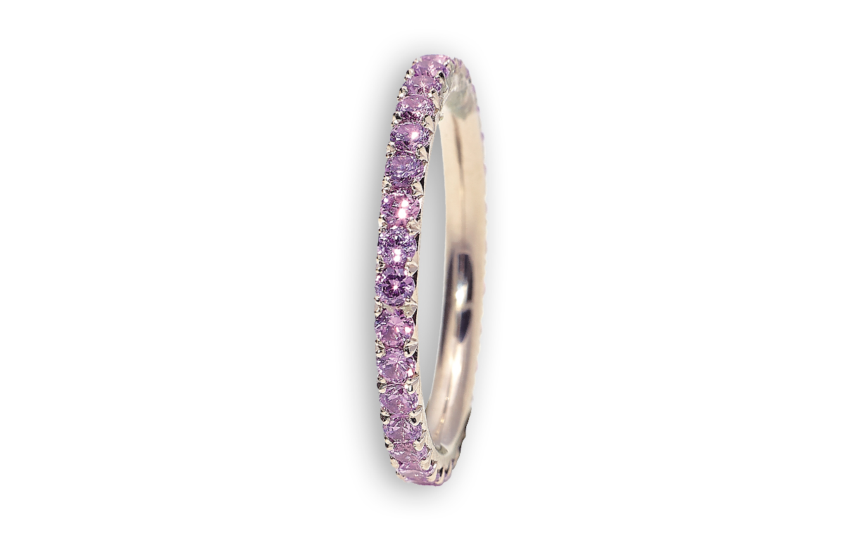 Weißgold Ring mit 32 violetten Saphiren in Hamburg und Sylt kaufen bei Juwelier Wilm