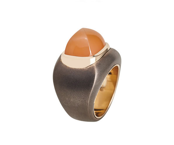 Roségold Ring mit orangefarbenem Mondstein in Hamburg kaufen, bei Juwelier Wilm, Ballindamm 26