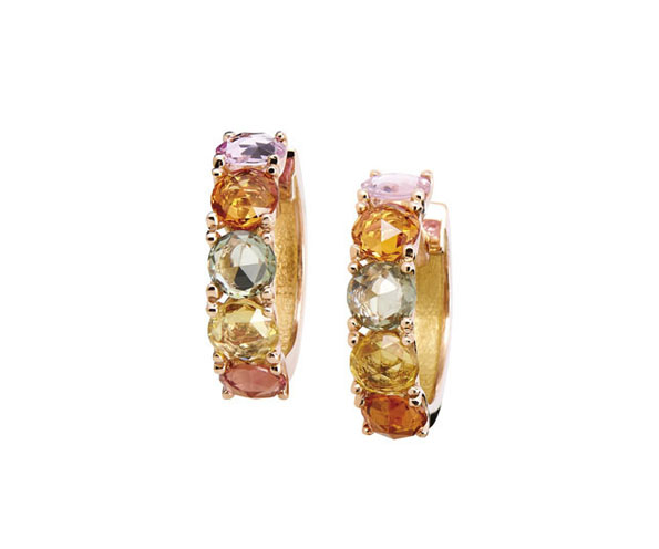 Juwelier Wilm Gold Ohrclips mit bunten Saphiren aus der Schmuckkollektion 2021