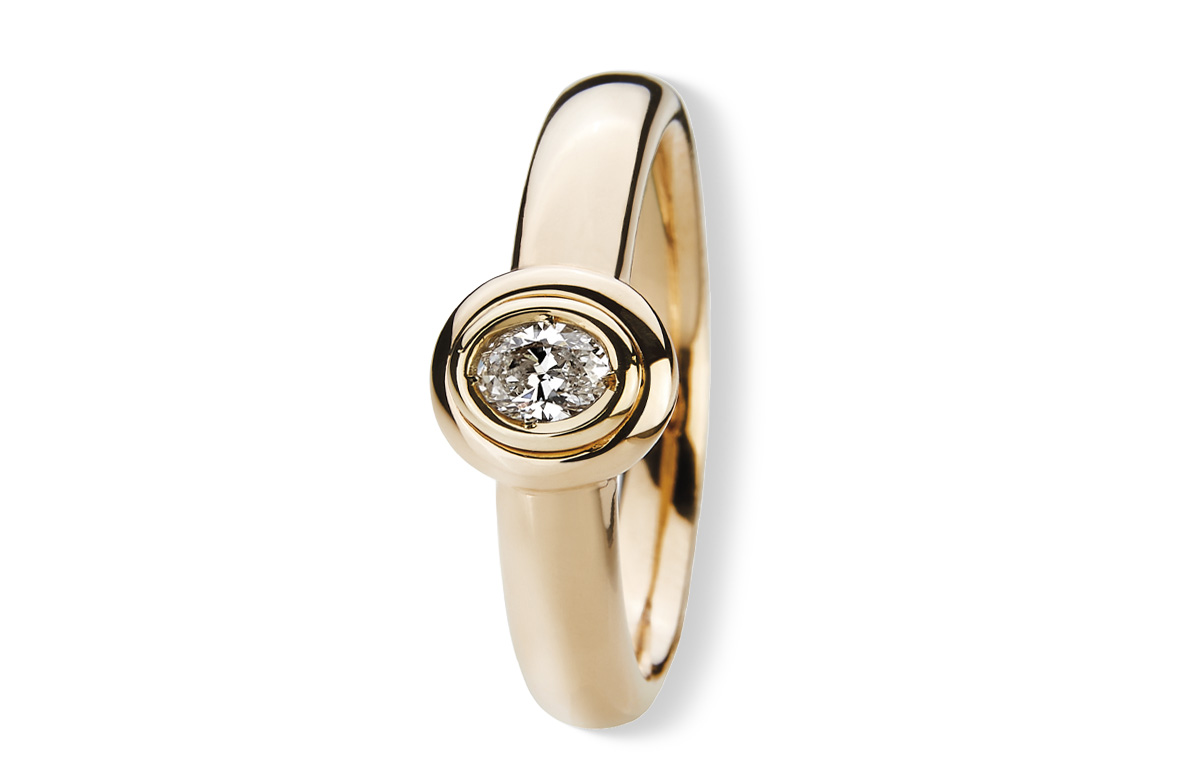 Juwelier Wilm, Hamburg exklusiver Diamant-Ring in Hamburg am Ballindamm kaufen